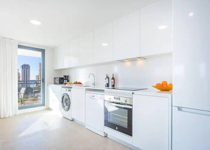 Апартаменти Sunrise 6 - Plusholidays