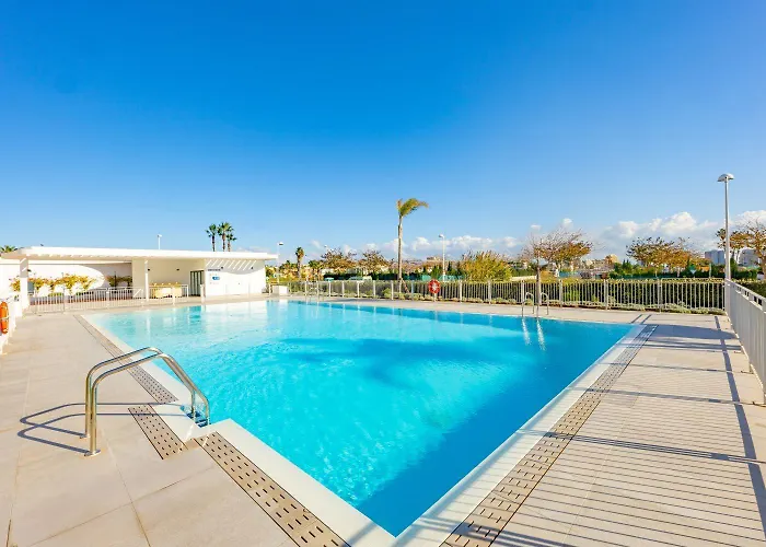 Апартаменти Sunrise 6 - Plusholidays *