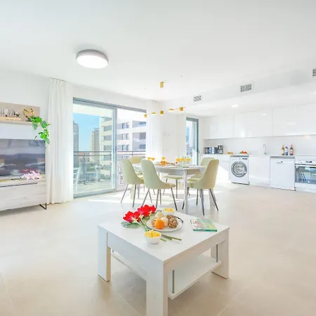 Sunrise 6 - Plusholidays Апартаменти *